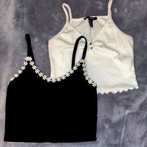 Forever 21 Black/White Crop Tops. Size: S/M